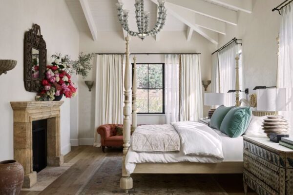 How to decorate the bed room