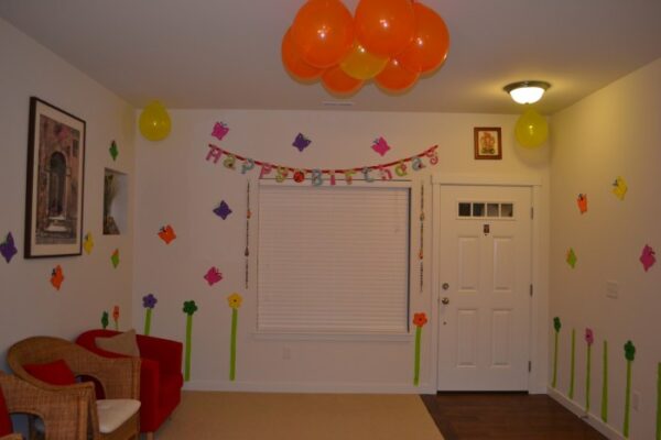 How to decorate room for husband birthday