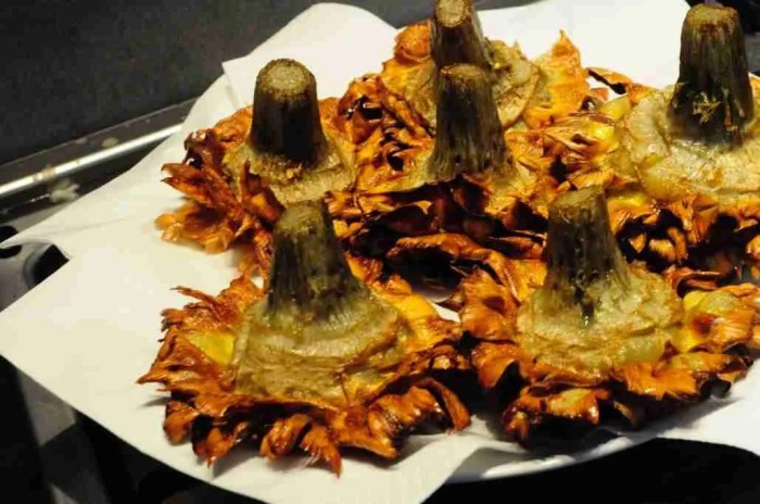 Artichokes roman alla romana style recipe artichoke cooked